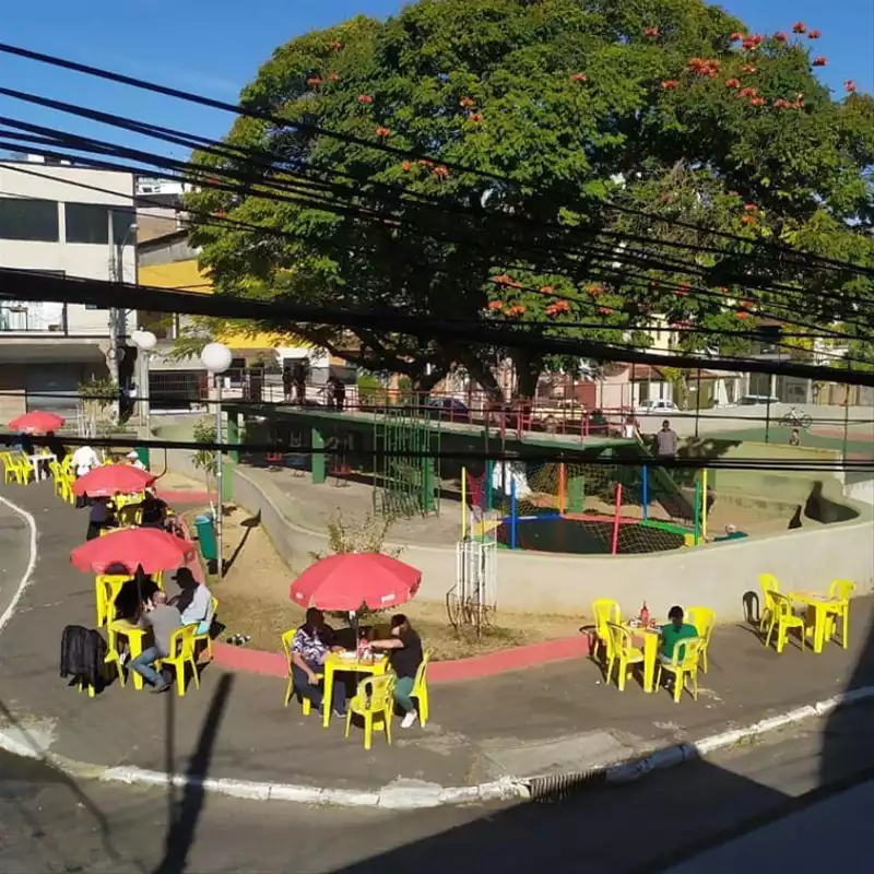 Bares na praça em Juiz de Fora: Bar do Zé Nei